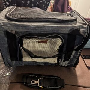 Gray Pet Carrier for Dogs